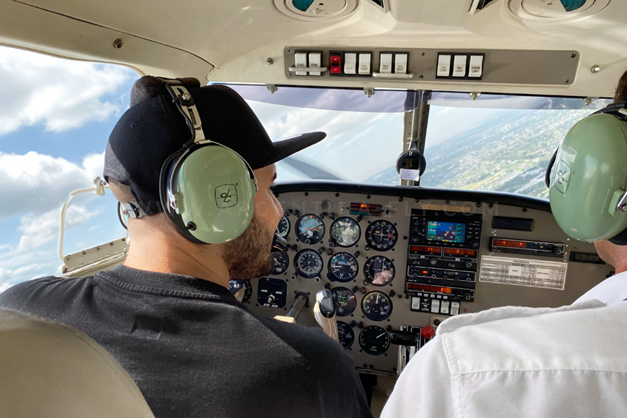 Vuelo bautismo avin