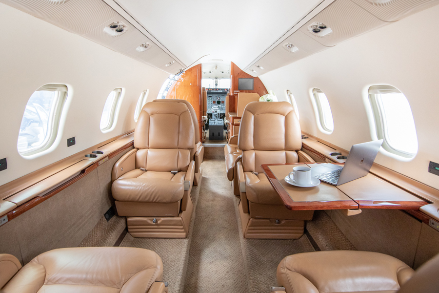 Jet rental Learjet 60 to Punta del Este