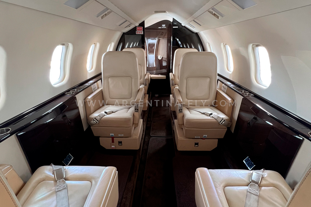 Regional air taxi to Paso de los Libres